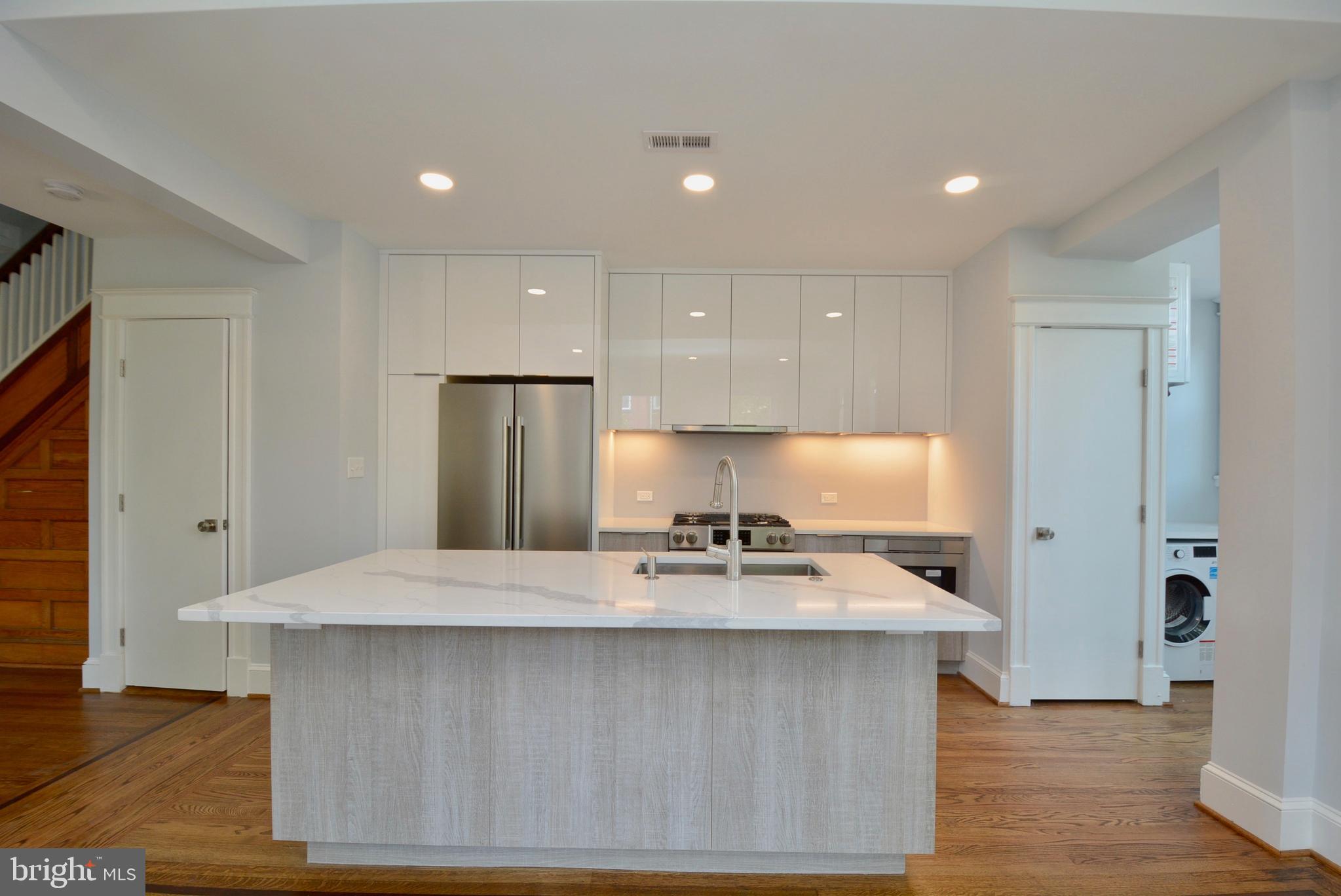 1724 2nd Street Northwest Washington, DC 20001 - Photo 12 of 32
