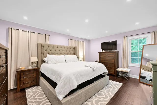 $874,900 | 1005 Lone Tree Road, Elm Grove, WI 53122