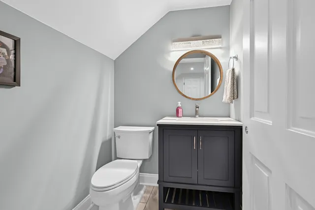 $874,900 | 1005 Lone Tree Road, Elm Grove, WI 53122