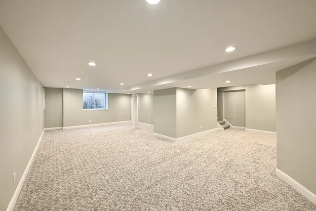 $874,900 | 1005 Lone Tree Road, Elm Grove, WI 53122