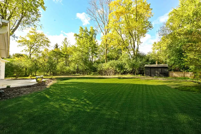 $874,900 | 1005 Lone Tree Road, Elm Grove, WI 53122