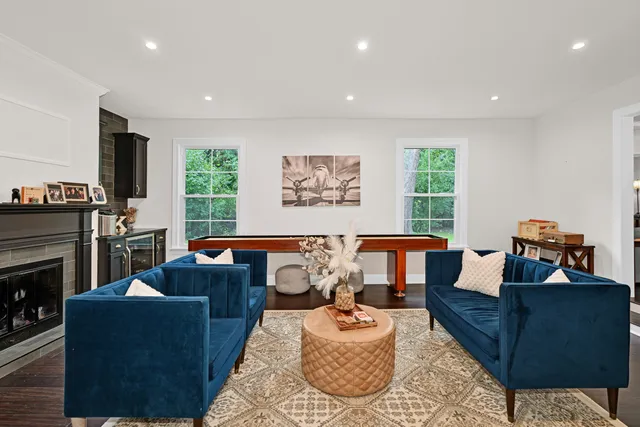 $874,900 | 1005 Lone Tree Road, Elm Grove, WI 53122