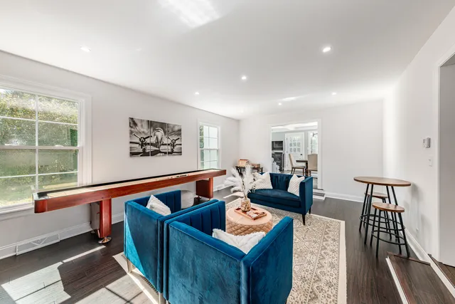 $874,900 | 1005 Lone Tree Road, Elm Grove, WI 53122