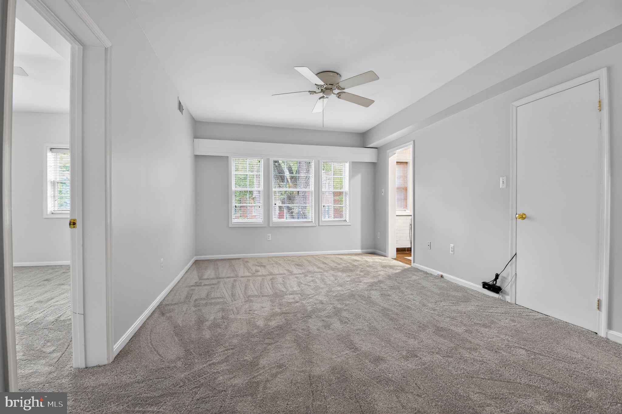 1752 North Rhodes Street, Unit 330 Arlington, VA 22201 - Photo 4 of 17