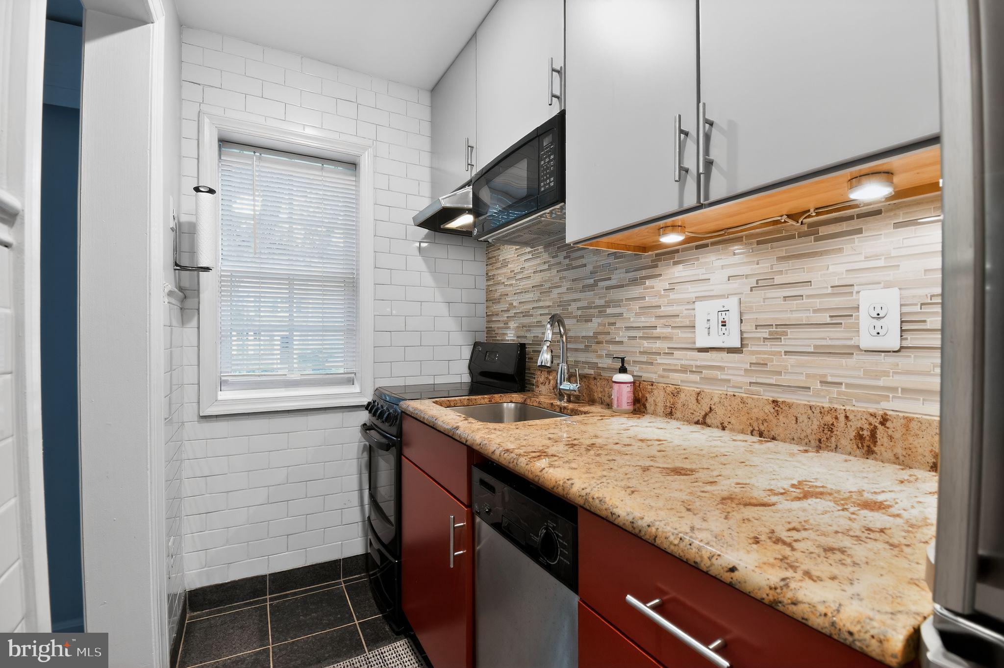 1752 North Rhodes Street, Unit 330 Arlington, VA 22201 - Photo 7 of 17
