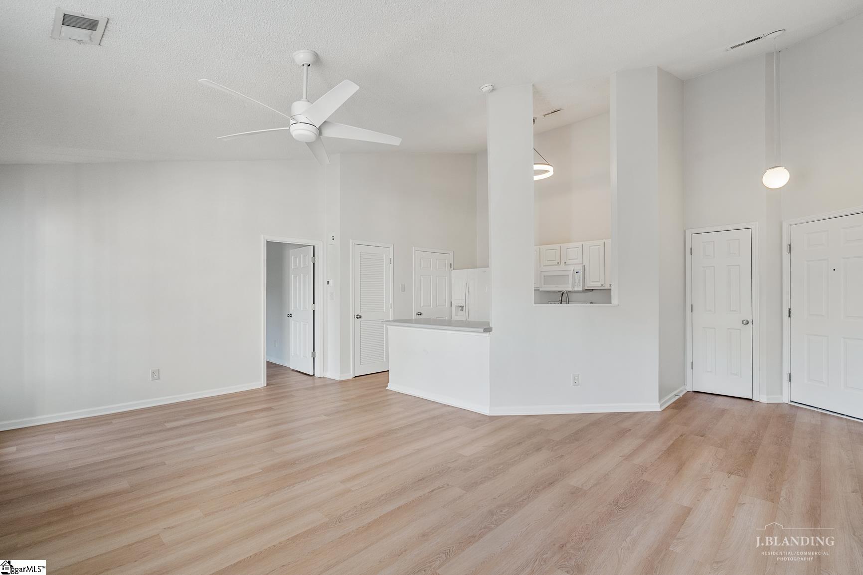 111 Wexford Drive, Unit 303 Anderson, SC 29621 - Photo 3 of 23