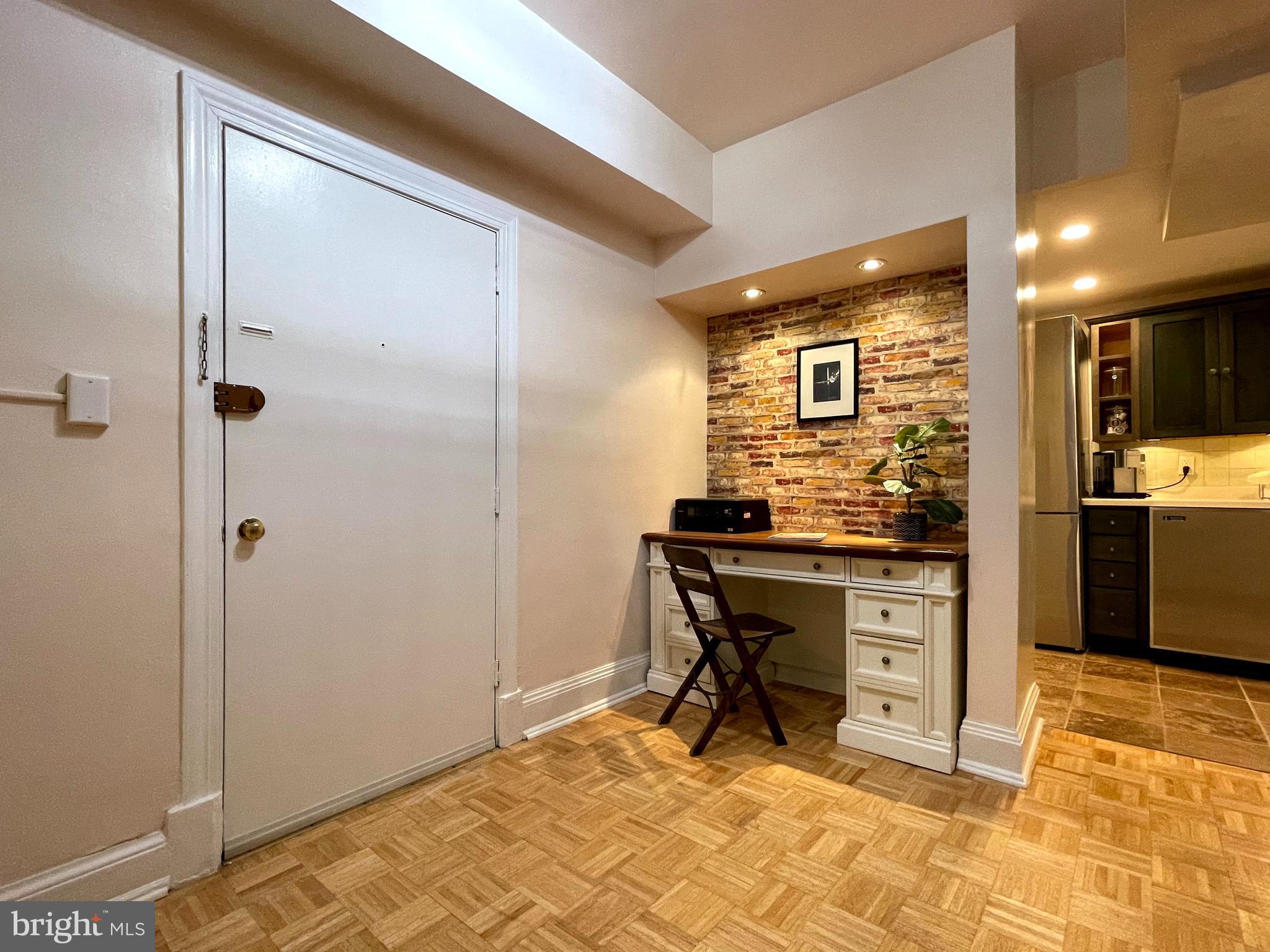 115 D Street Southeast, Unit G7 Washington, DC 20003 - Photo 4 of 21 Unit entry and home office
