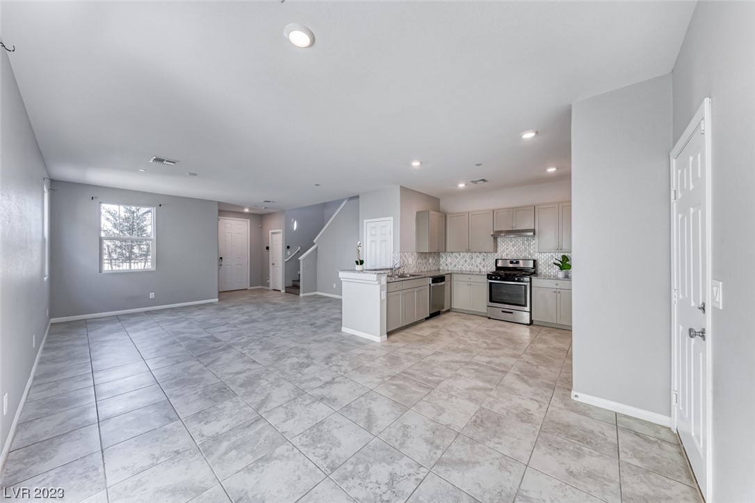 2637 Piroli Street Henderson, NV 89044 - Photo 5 of 27