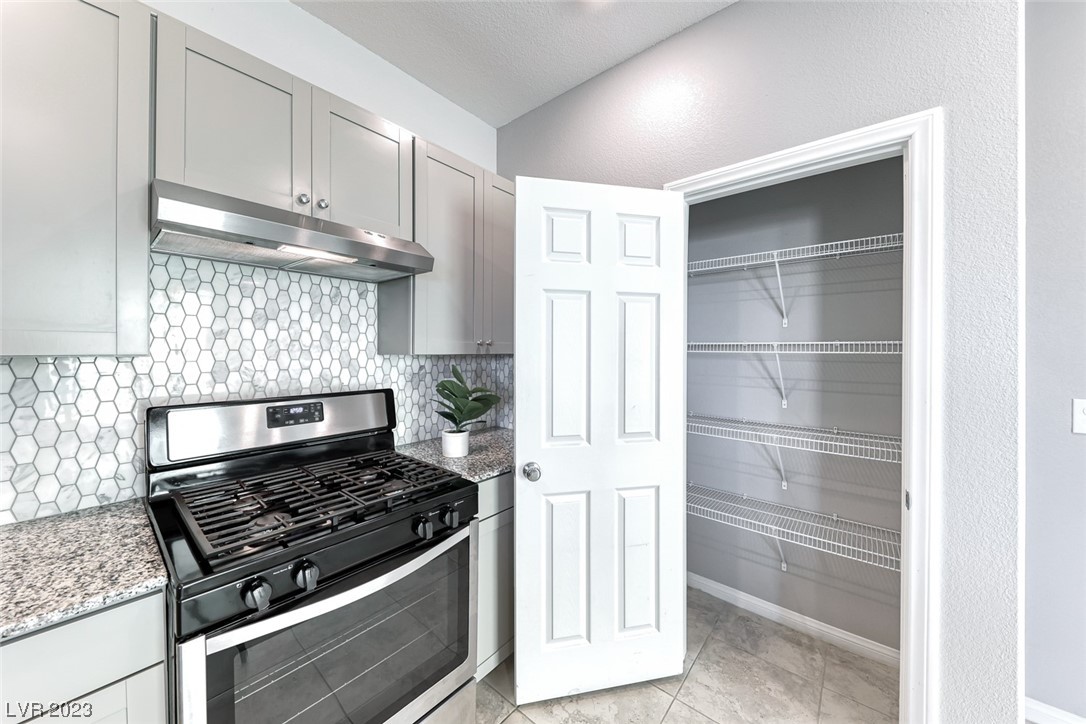 2637 Piroli Street Henderson, NV 89044 - Photo 9 of 27