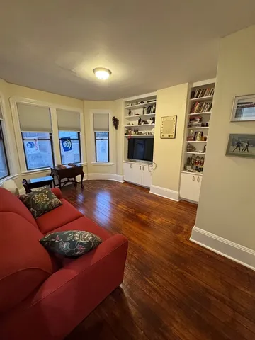 $3,750 | 37 Revere Street, Unit 5, Boston, MA 02114