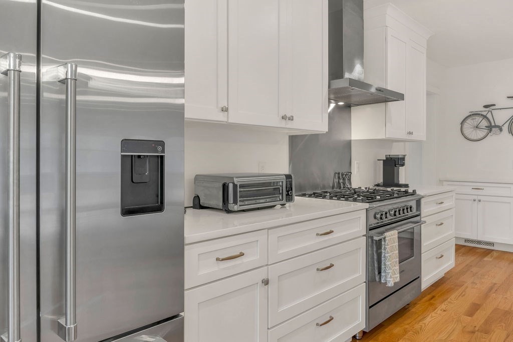 28 Grovedale Road Oak Bluffs, MA 02557 - Photo 13 of 40