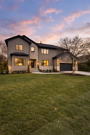 $1,950,000 | 1744 Walnut Circle, Northbrook, IL 60062