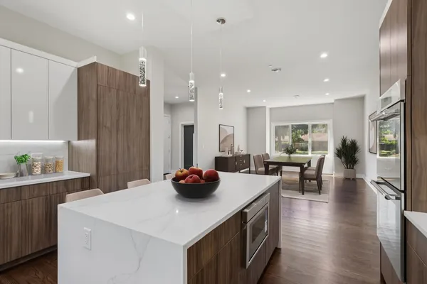 $1,950,000 | 1744 Walnut Circle, Northbrook, IL 60062