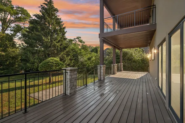 $1,950,000 | 1744 Walnut Circle, Northbrook, IL 60062