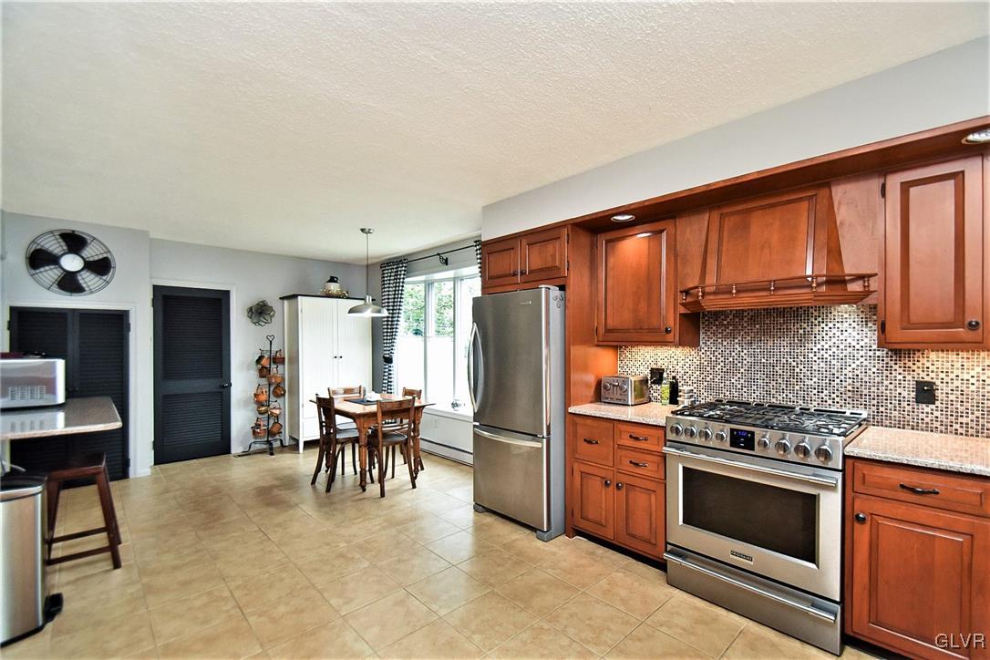 1925 Butztown Road Bethlehem, PA 18017 - Photo 12 of 47 Gallery Image 12