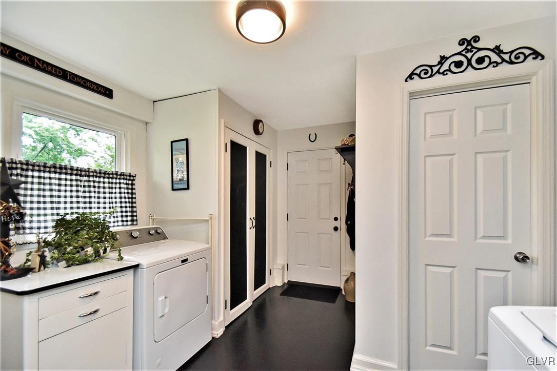 1925 Butztown Road Bethlehem, PA 18017 - Photo 18 of 47 Gallery Image 18