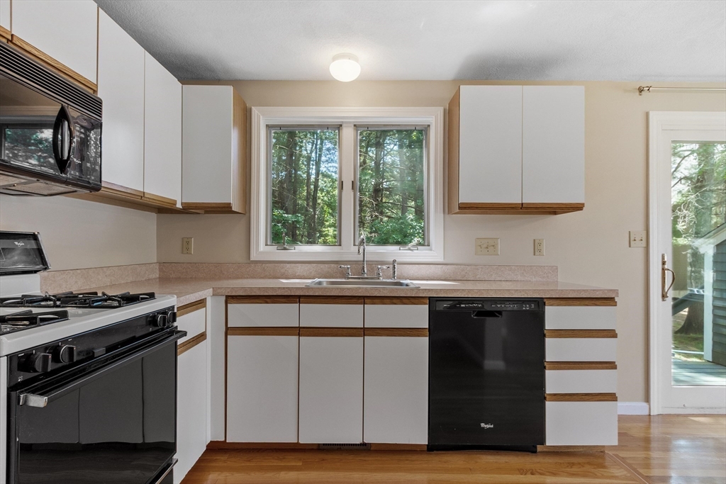24 Deer Path, Unit 6 Maynard, MA 01754 - Photo 13 of 39