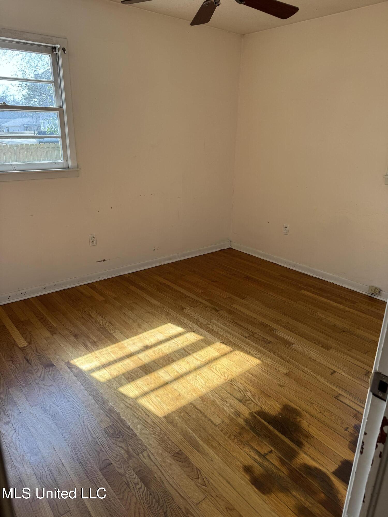 97 North Smylie Street Brookhaven, MS 39601 - Photo 4 of 8 IMG_7420