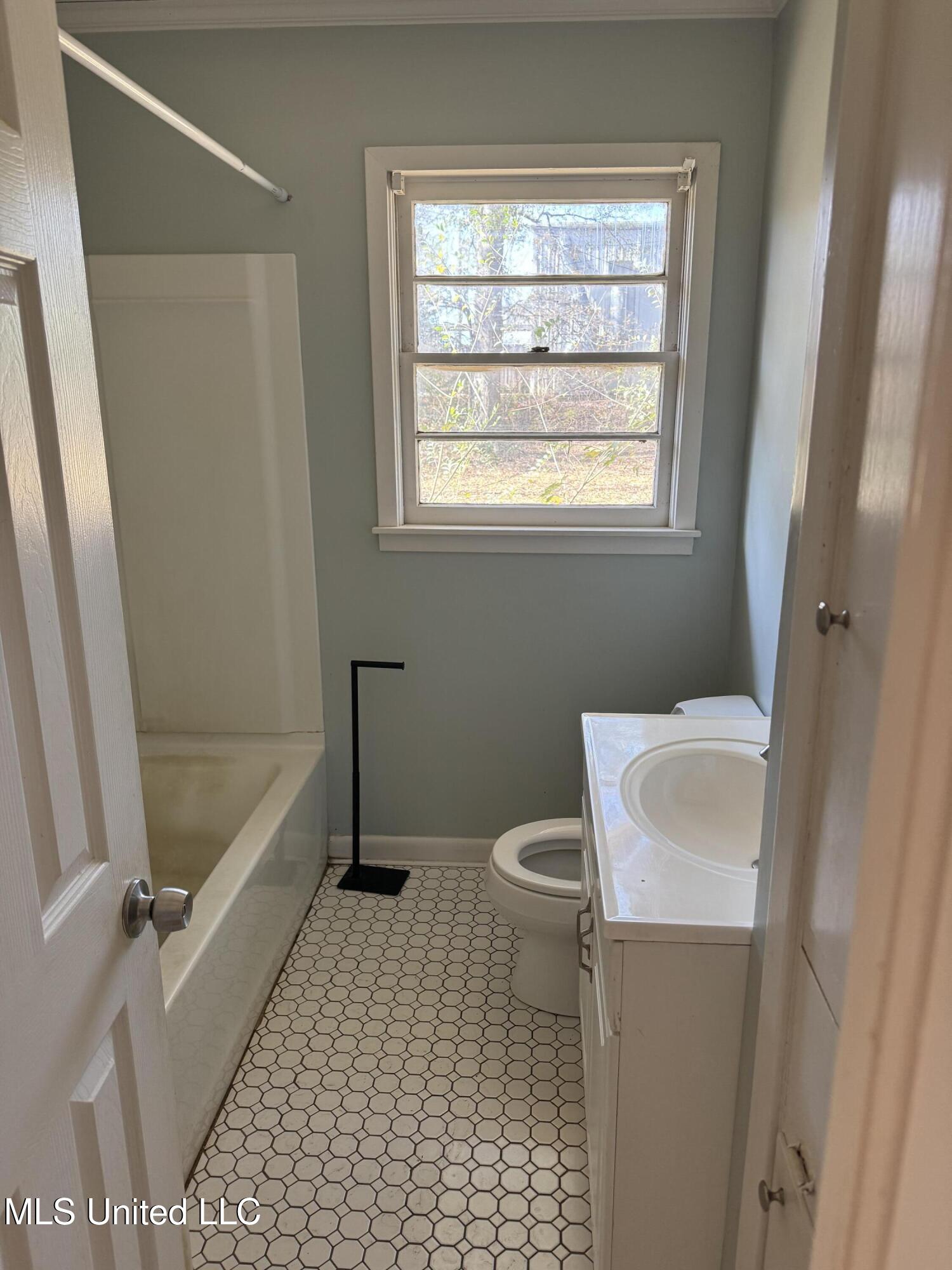 97 North Smylie Street Brookhaven, MS 39601 - Photo 5 of 8 IMG_7421