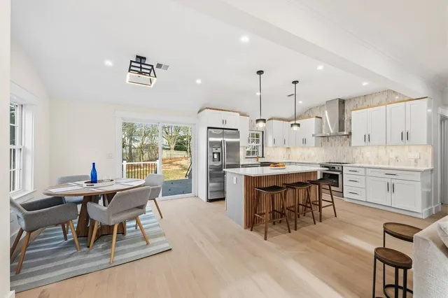 $1,125,000 | 99 Grove Street, Reading, MA 01867