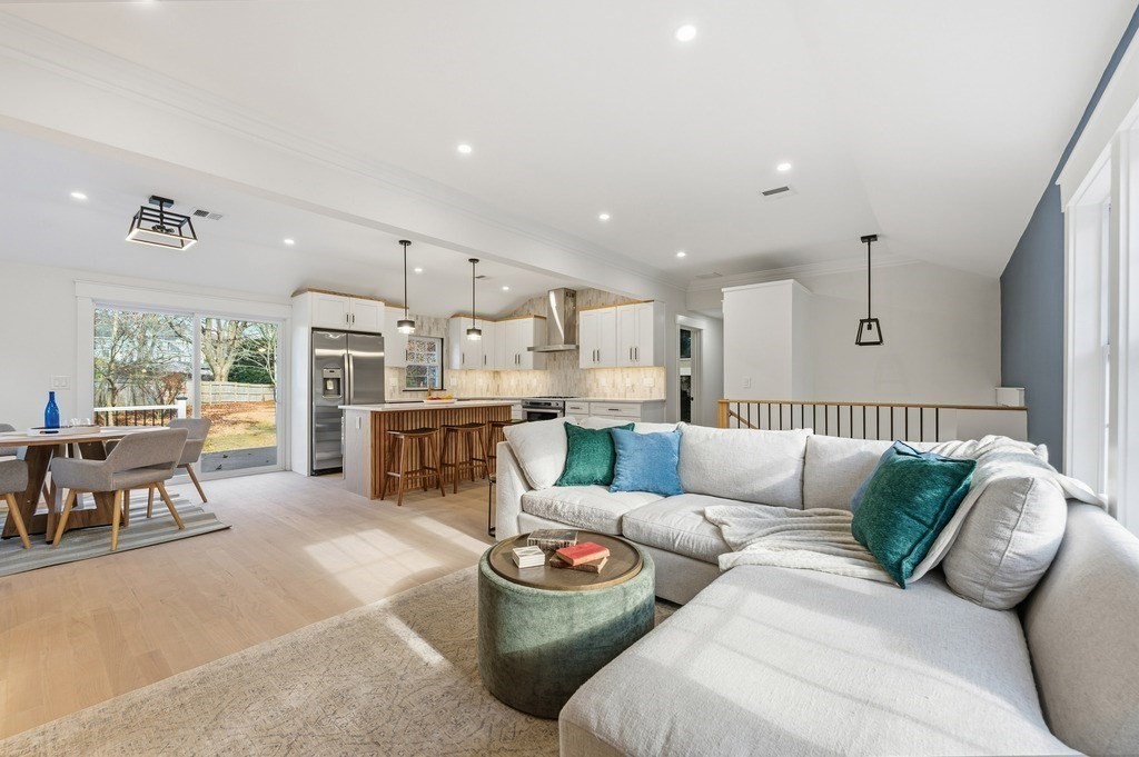 99 Grove Street Reading, MA 01867 - Photo 12 of 40