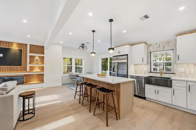 $1,125,000 | 99 Grove Street, Reading, MA 01867