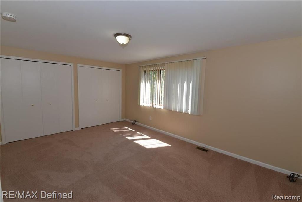 185 Fraser Street Rochester, MI 48307 - Photo 24 of 34