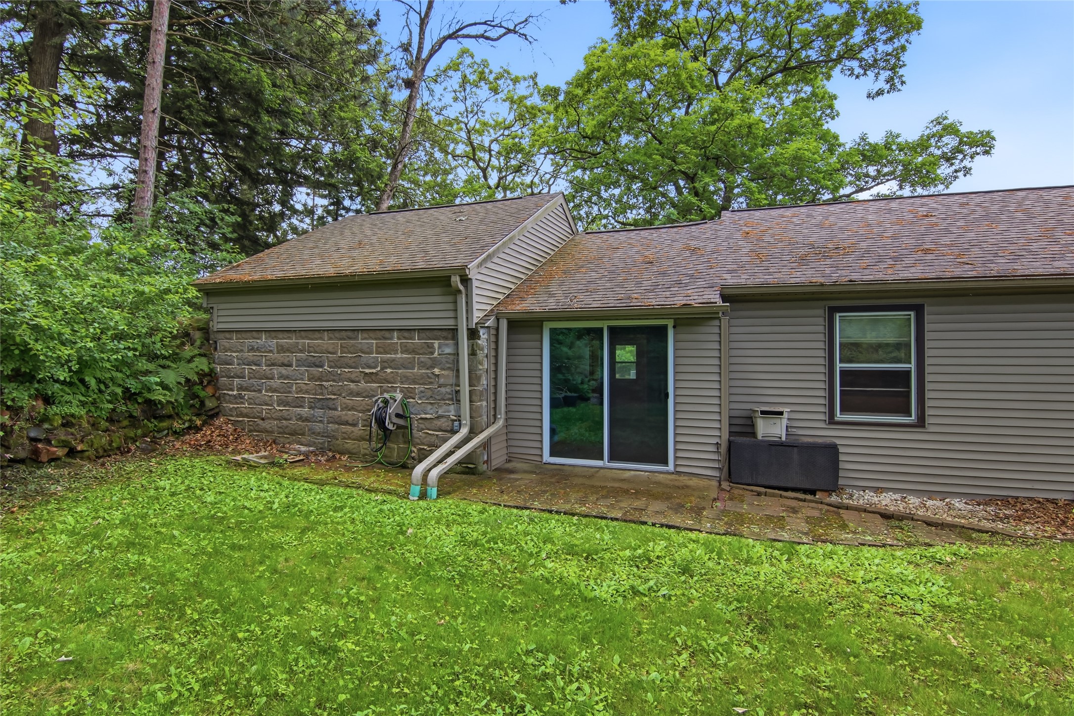 2715 Rudolph Road Eau Claire, WI 54701 - Photo 28 of 38
