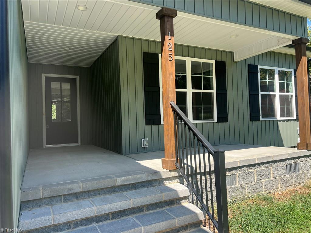125 Albertson Road Thomasville, NC 27360 - Photo 4 of 50 Gallery Image 4