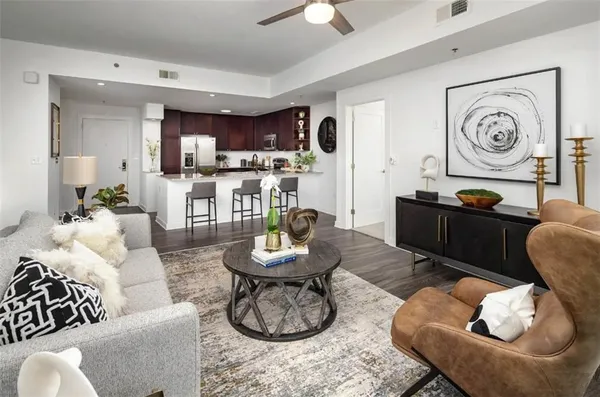 $3,345 | 3242 Peachtree Road Northeast, Unit 302, Atlanta, GA 30305