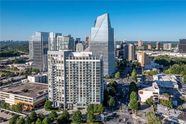 $3,345 | 3242 Peachtree Road Northeast, Unit 302, Atlanta, GA 30305