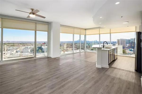 $3,345 | 3242 Peachtree Road Northeast, Unit 302, Atlanta, GA 30305