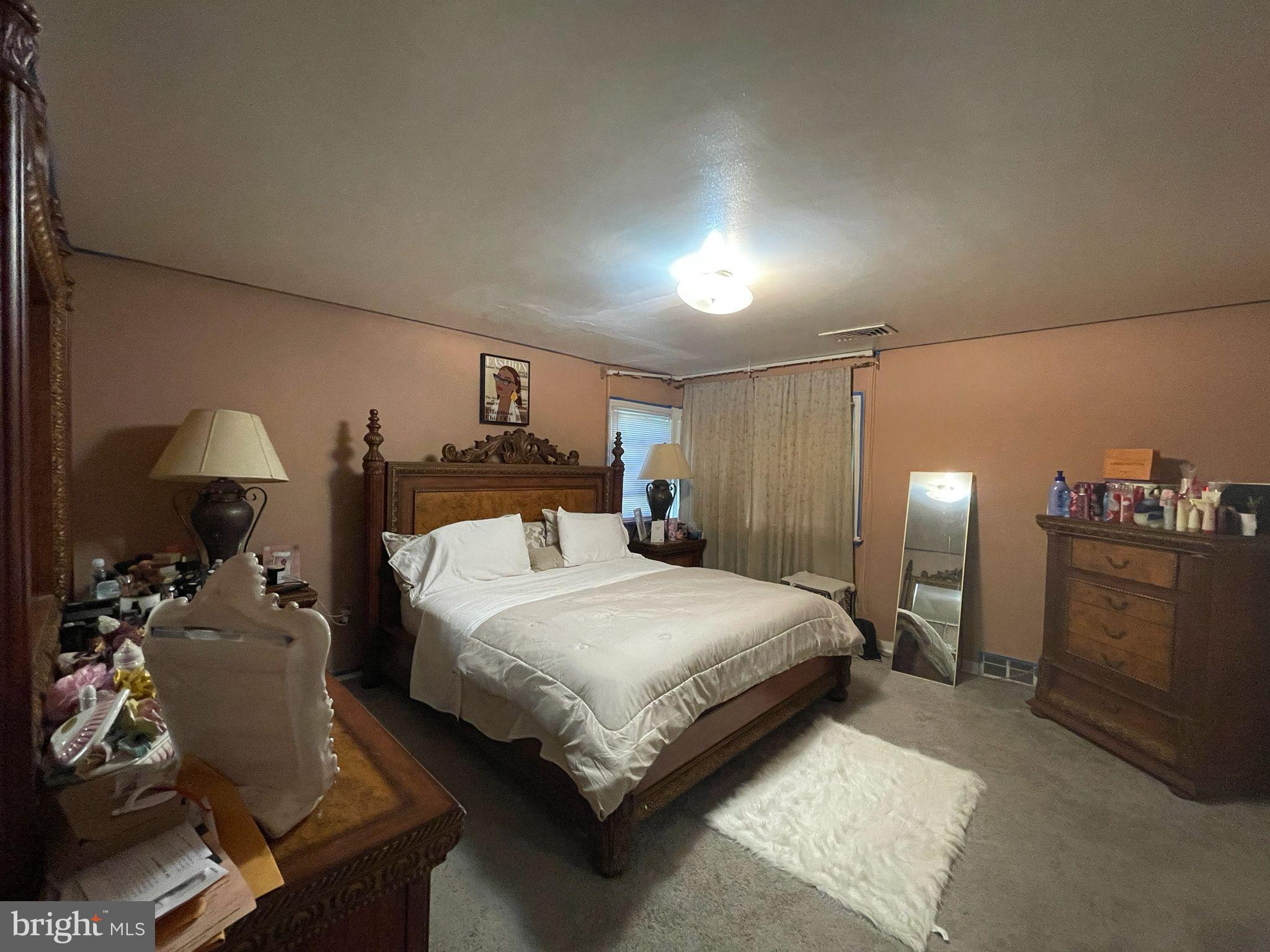 464 Conard Drive Springfield, PA 19064 - Photo 11 of 22 Cozy retreat with vintage charm.