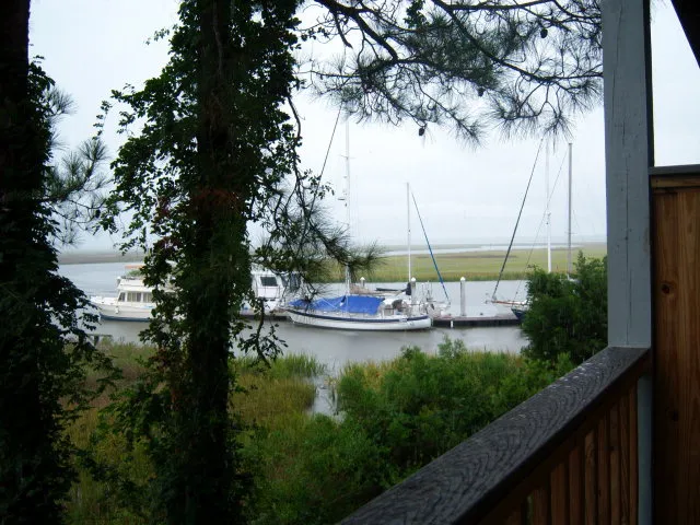 $2,200 | 13 Hidden Harbor Road, Unit 13, Brunswick, GA 31525