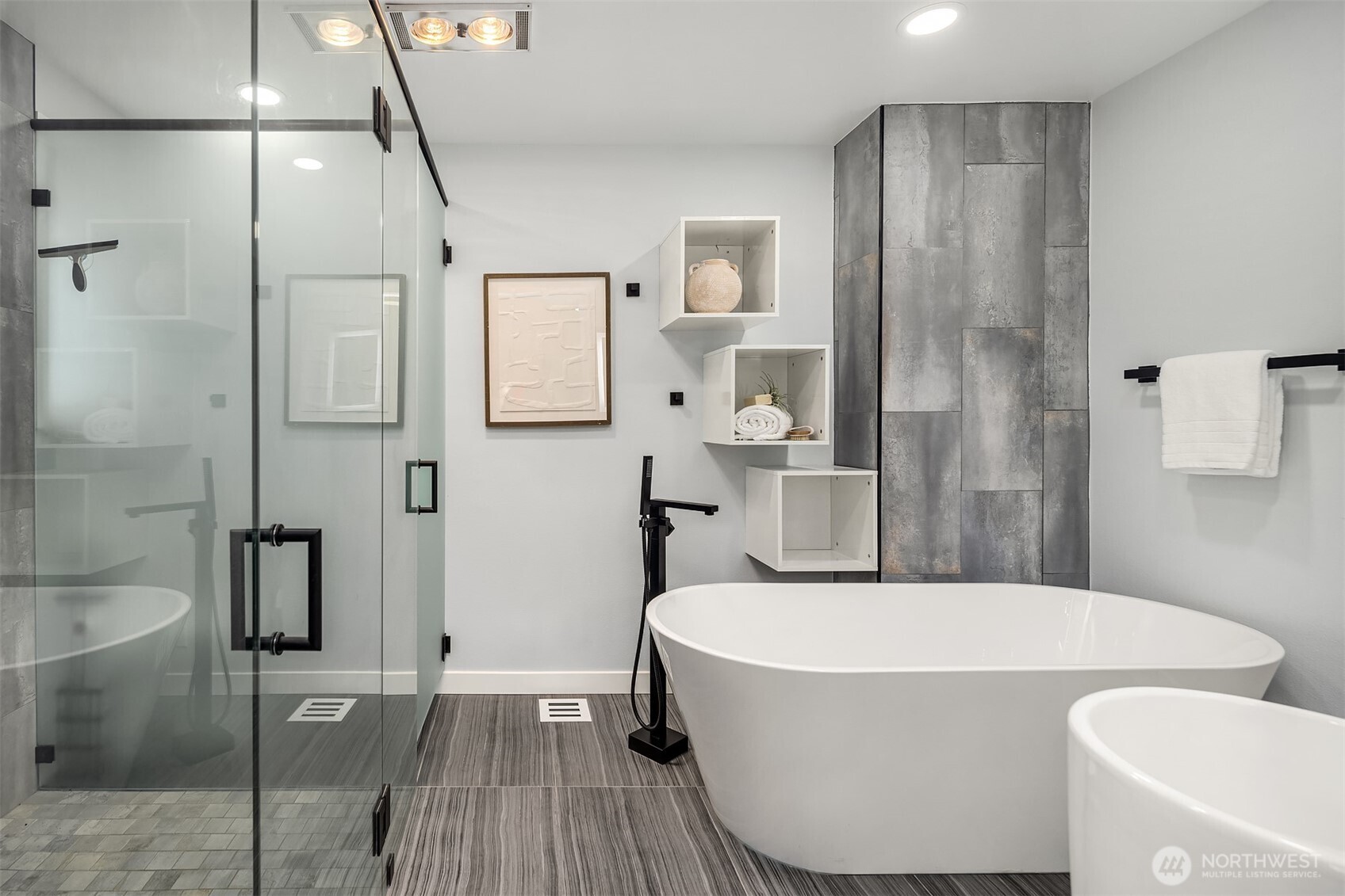 1298 Southwest 301st Street Federal Way, WA 98023 - Photo 13 of 40