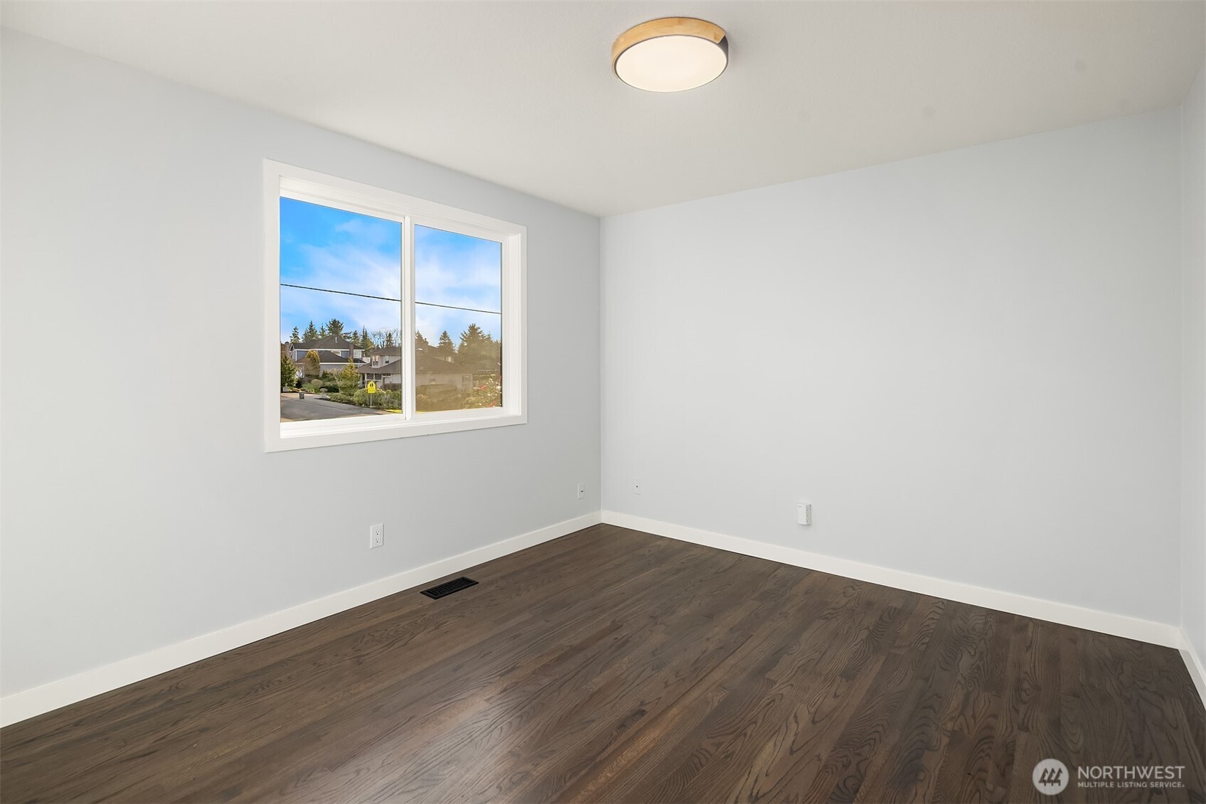 1298 Southwest 301st Street Federal Way, WA 98023 - Photo 20 of 40