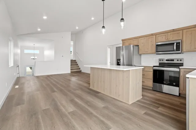 $372,500 | 2515 38th Avenue South, Moorhead, MN 56560