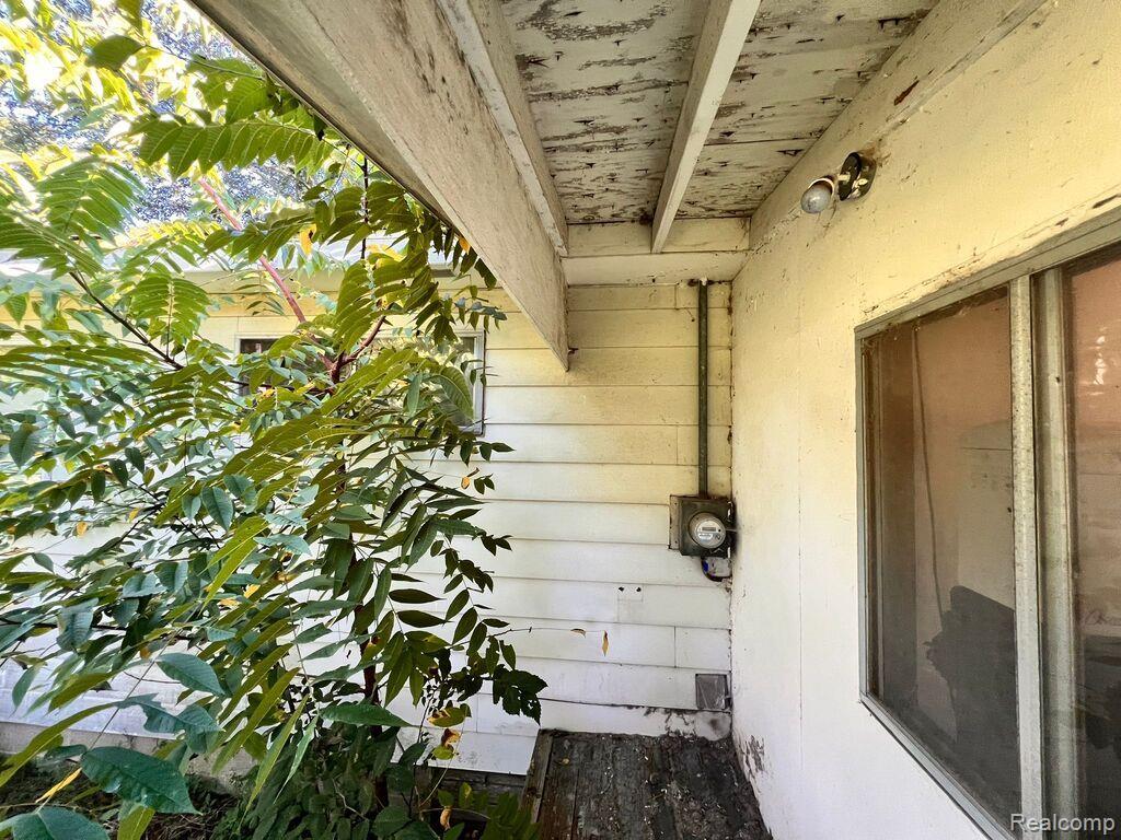 44561 Harris Road Belleville, MI 48111 - Photo 22 of 25