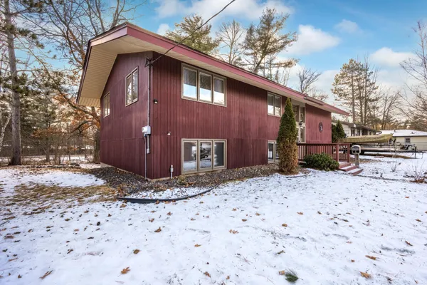 $324,900 | 607 Cross Avenue South, Amery, WI 54001