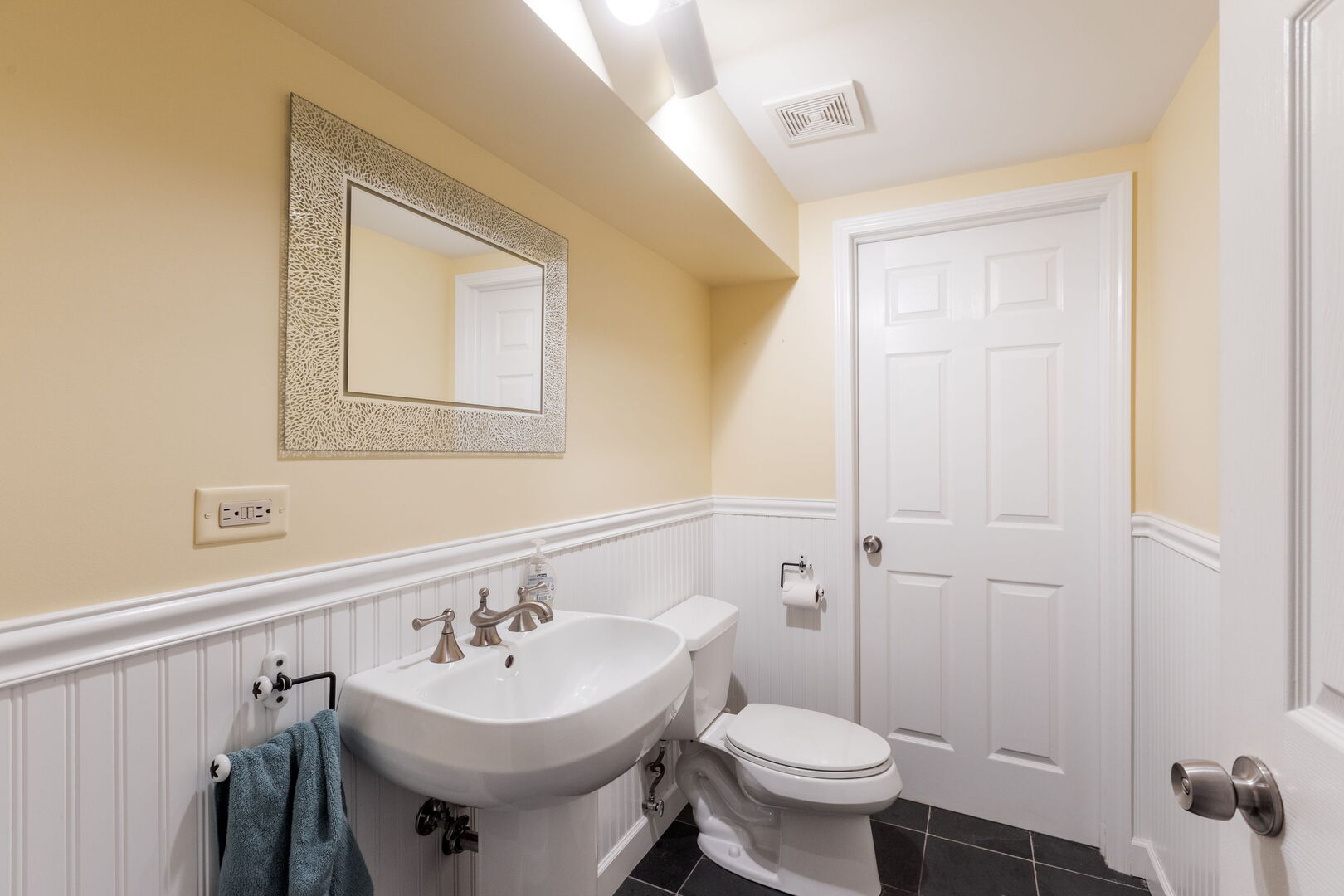 1520 Telegraph Road Lake Forest, IL 60045 - Photo 30 of 42