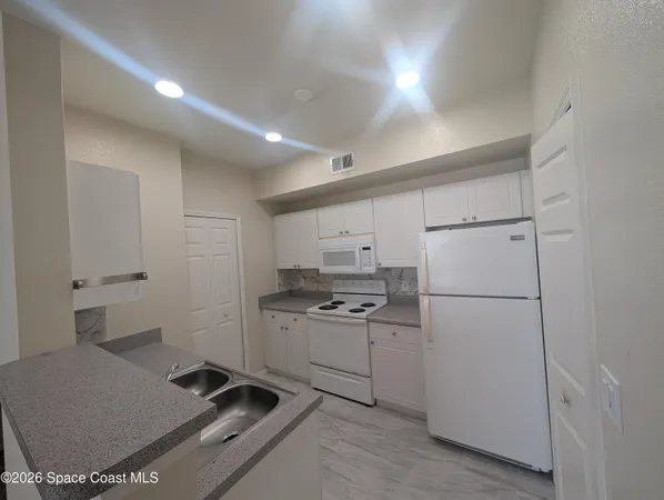 $1,525 | 1757 Sophias Drive, Unit 204, Melbourne, FL 32940