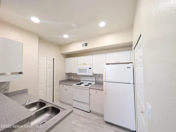$1,525 | 1757 Sophias Drive, Unit 204, Melbourne, FL 32940