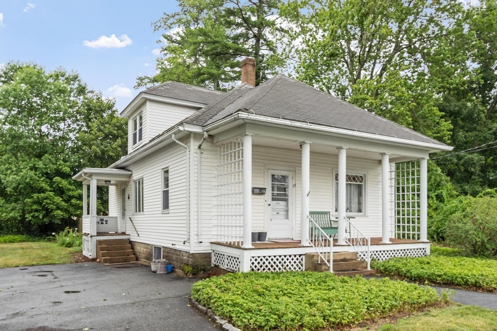27 Foss Road Gardner, MA 01440 - Photo 2 of 39 Gallery Image 2