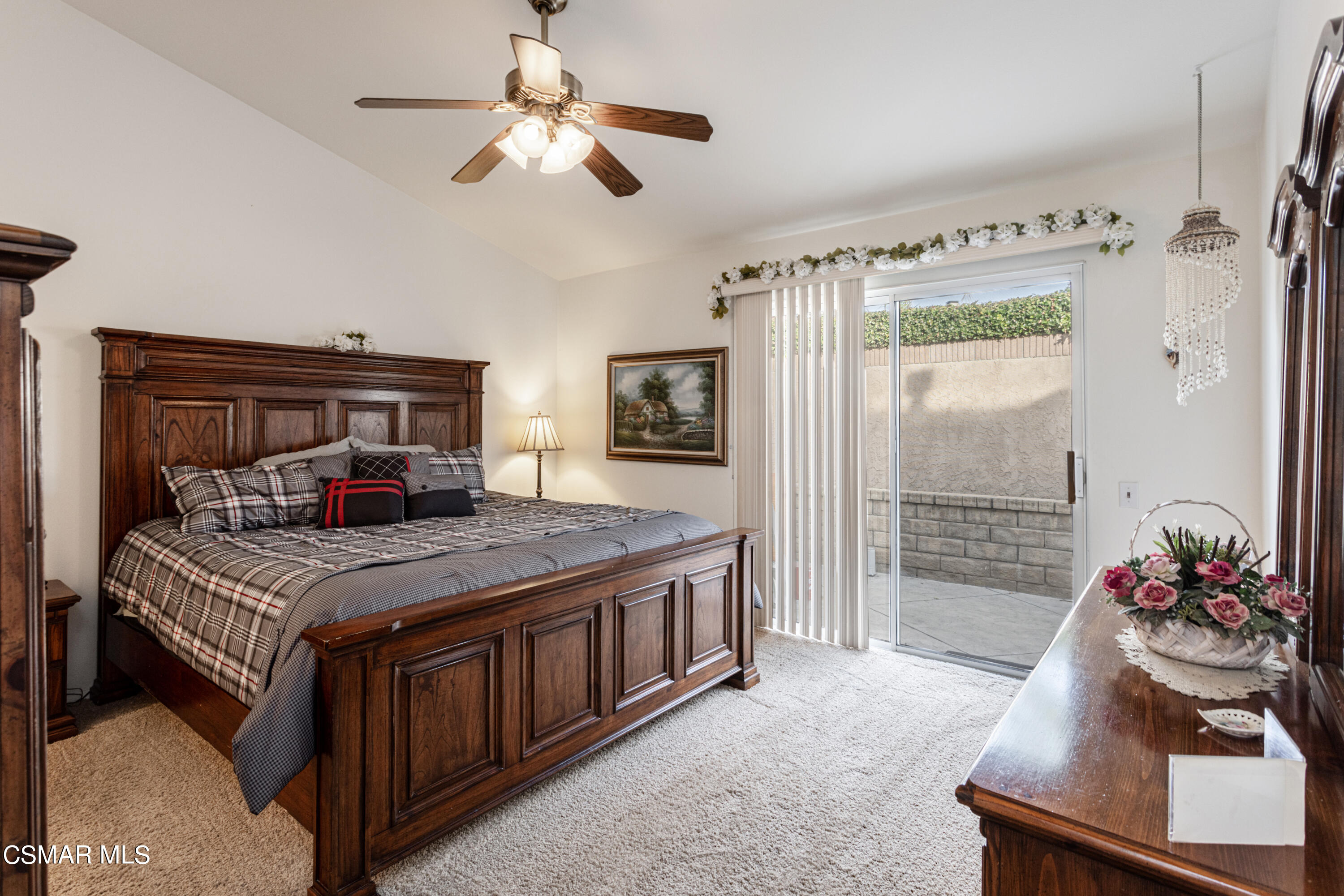 2016 Freesia Avenue Simi Valley, CA 93063 - Photo 13 of 29 Freesia15