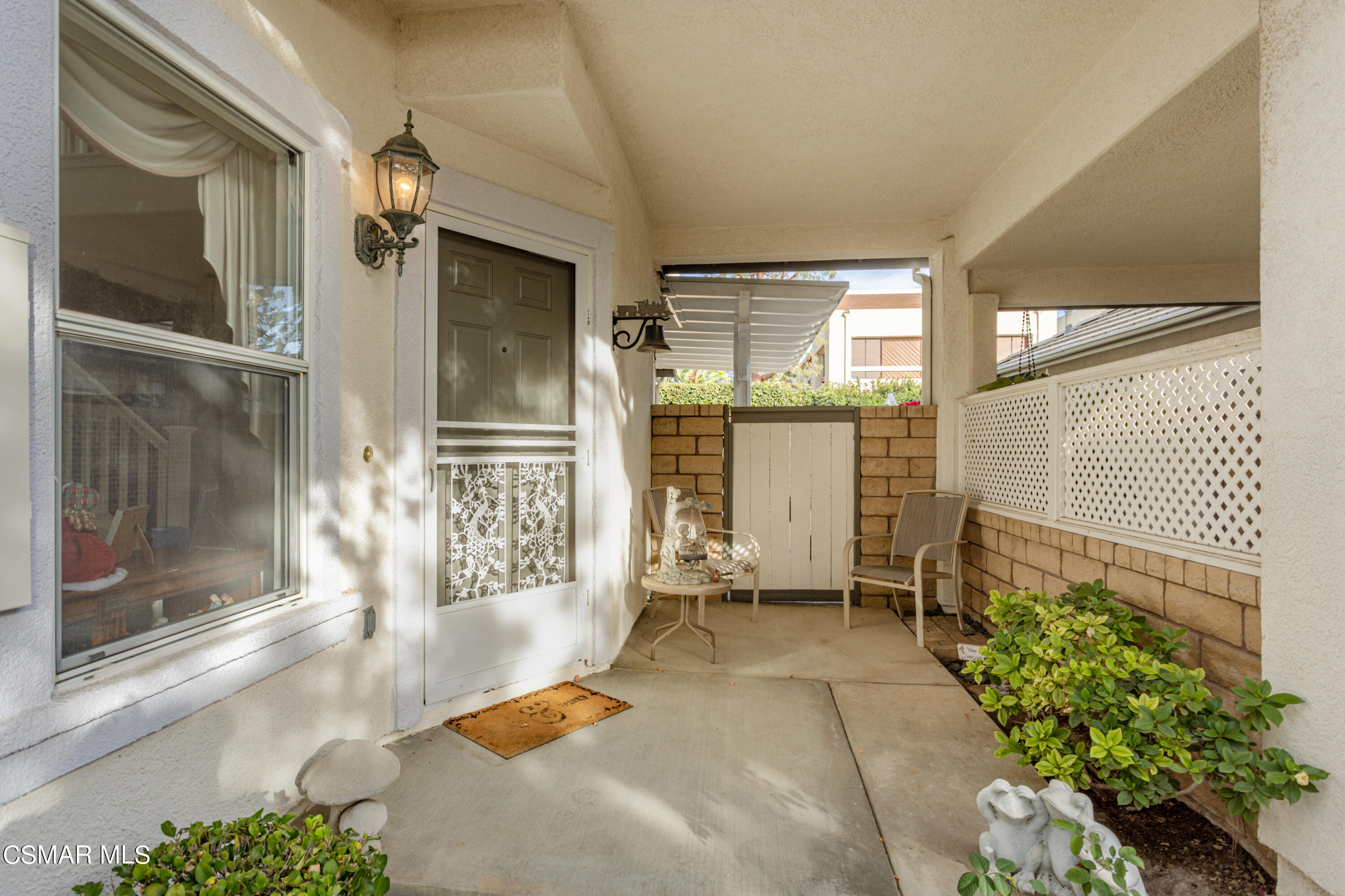 2016 Freesia Avenue Simi Valley, CA 93063 - Photo 3 of 29 Freesia5