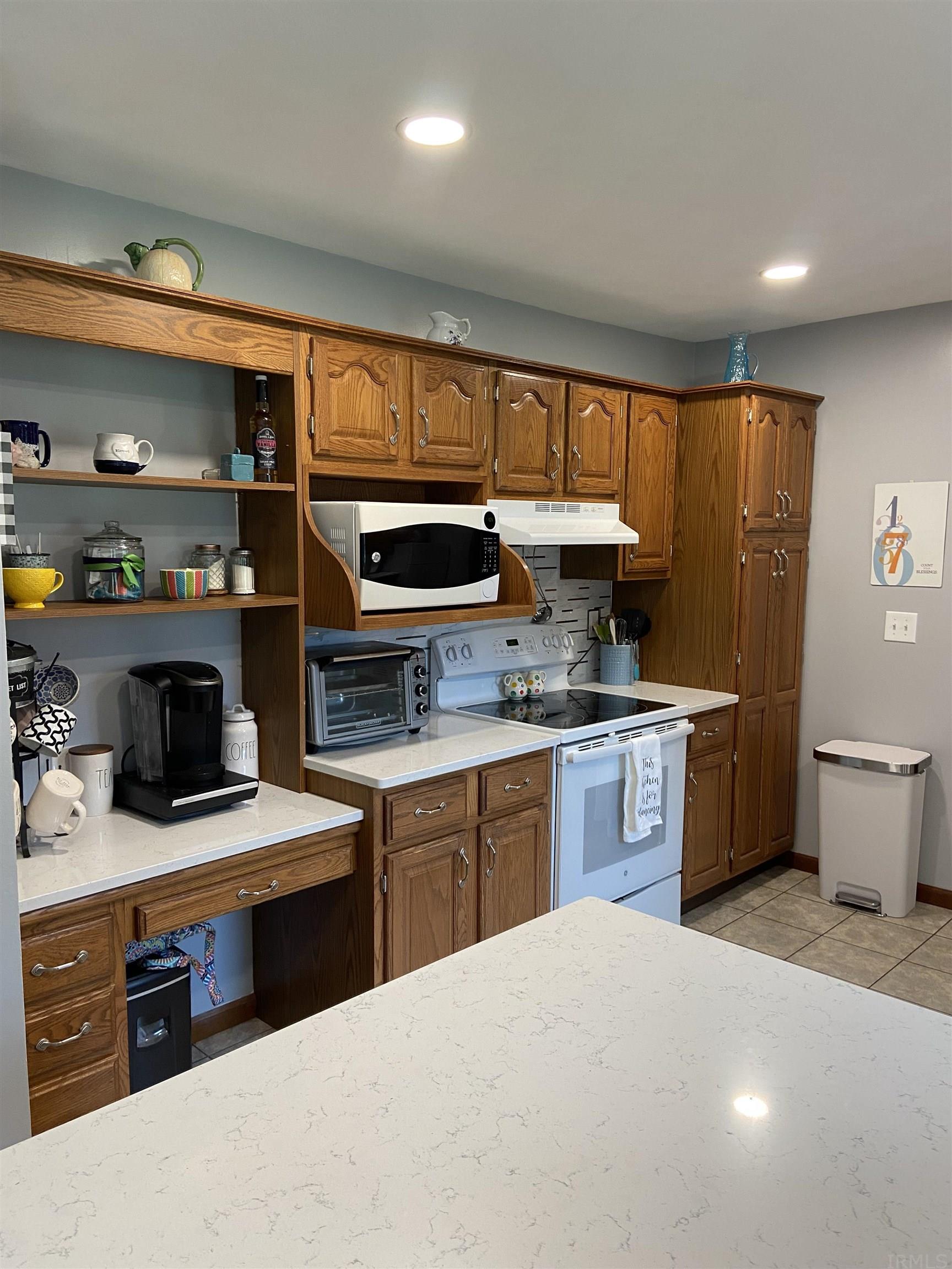 58748 Towne Road Elkhart, IN 46517 - Photo 7 of 33 Gallery Image 7