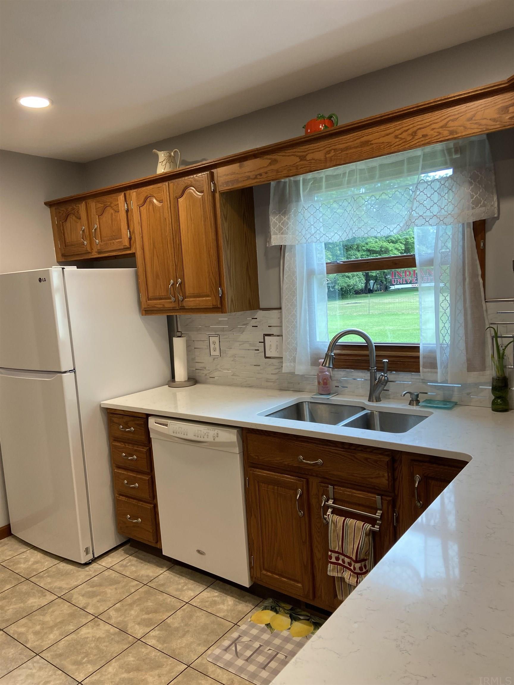 58748 Towne Road Elkhart, IN 46517 - Photo 10 of 33 Gallery Image 10