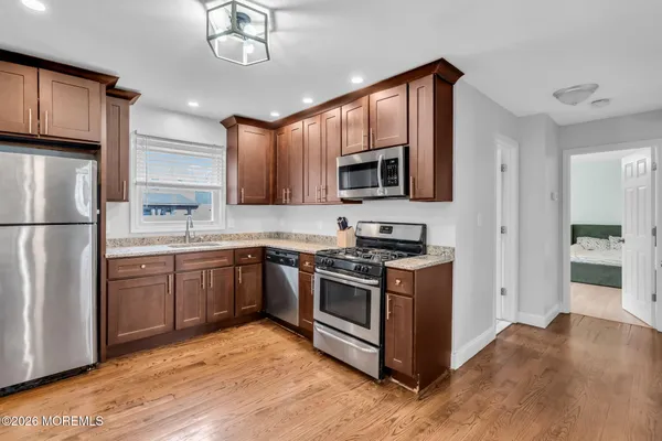 $589,000 | 305 Hudson Drive, Brick, NJ 08723