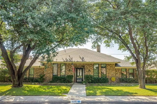 $4,800 | 6315 Brook Lake Drive, Dallas, TX 75248