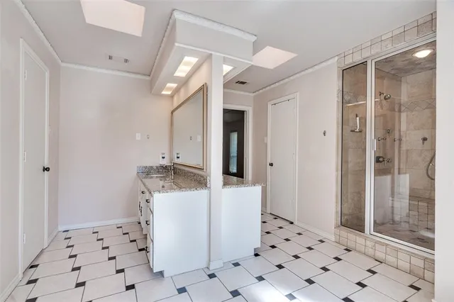 $4,800 | 6315 Brook Lake Drive, Dallas, TX 75248